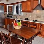 بيت للعطل Nausika Family Lákones